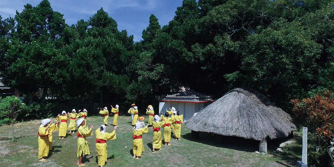 県指定有形民俗文化財 神アサギ 写真